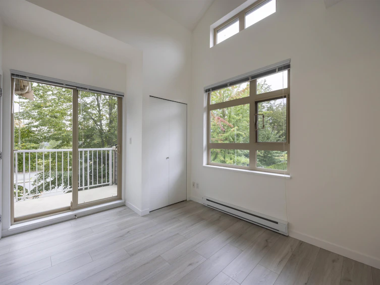 7353 Macpherson Avenue, Burnaby, BC, V5J 0B2 - 22