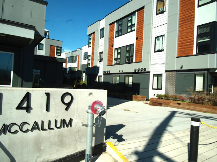 19-1419 Mccallum Road, Abbotsford, BC, V2S 0N1
