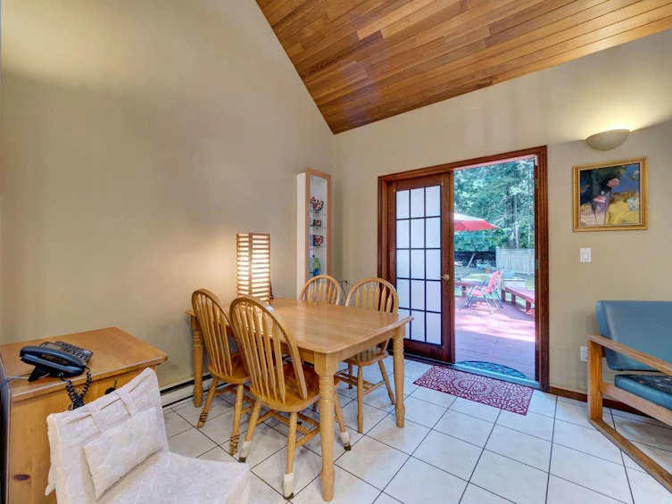 1408 Park Avenue, Roberts Creek, BC, V0N 2W2 - 12