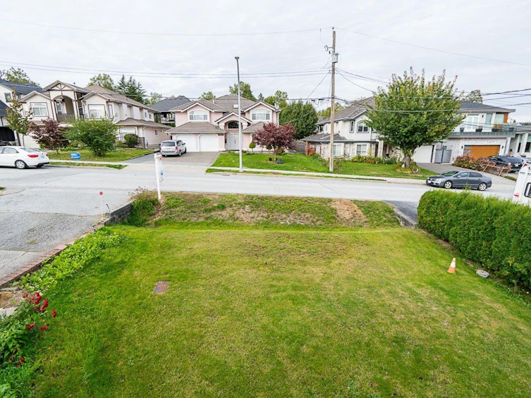 13376 89a Avenue, Surrey, BC, V3V 1B3 - 18