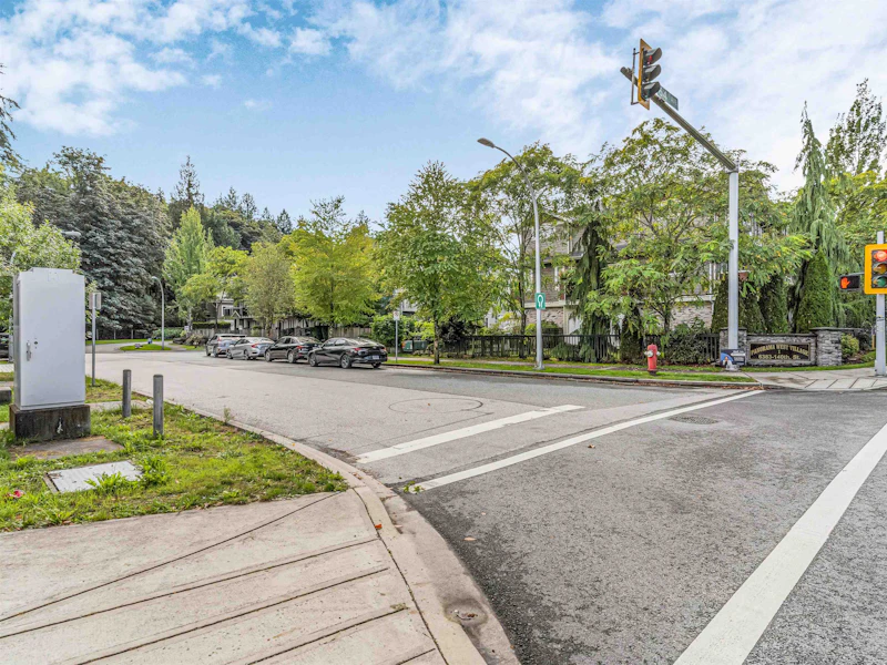 34 - 6383 140th Street, Surrey BC V3W 0E9