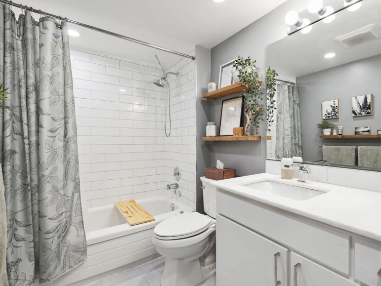 208-1385 Draycott Road, North Vancouver, BC, V7J 3K9 - 15