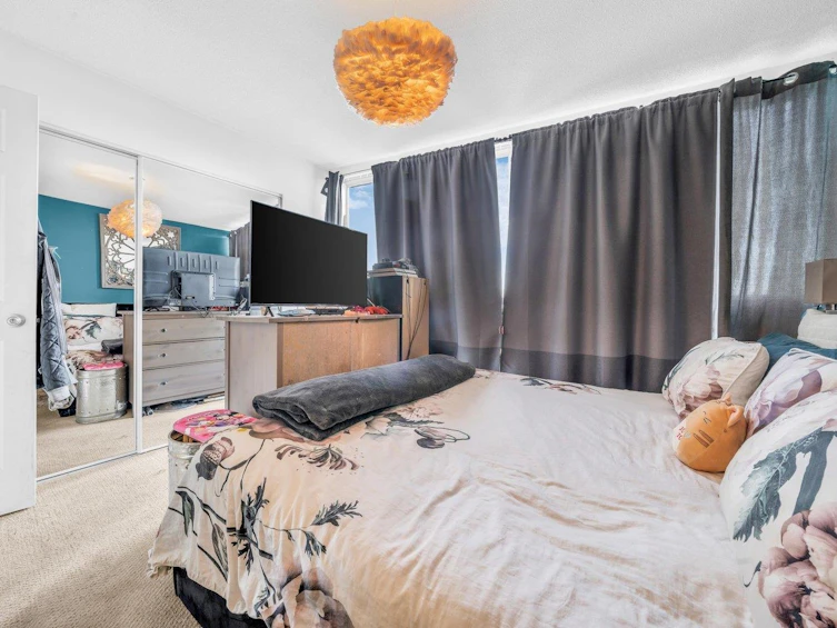 907-10899 University Drive, Surrey, BC, V3T 5V2 - 3