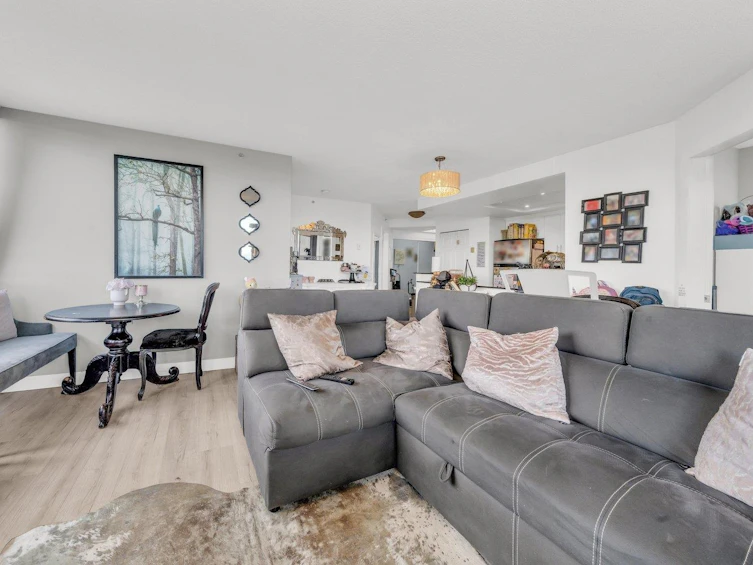 907-10899 University Drive, Surrey, BC, V3T 5V2 - 6