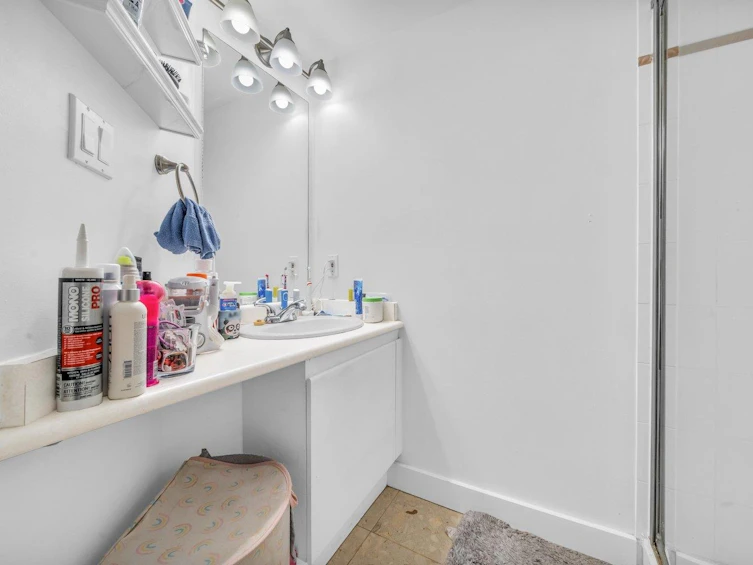 907-10899 University Drive, Surrey, BC, V3T 5V2 - 18