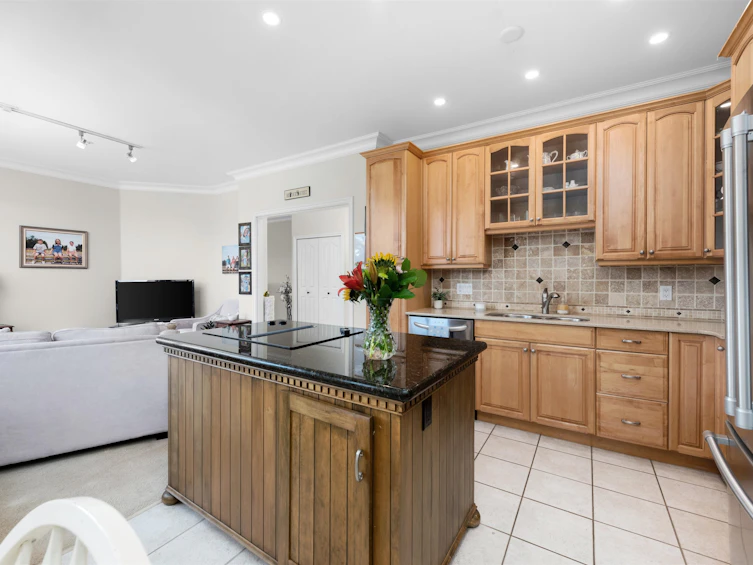 402-1300 Hunter Road, Delta, BC, V4L 1Y8 - 3