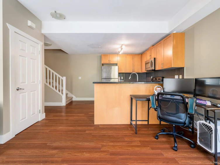227-5155 Watling Street, Burnaby, BC, V5J 1W8 - 6