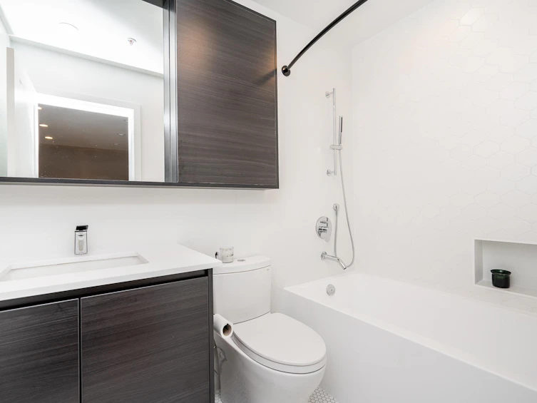 210-55 Klahanie Drive, Port Moody, BC, V3H 0M9 - 21