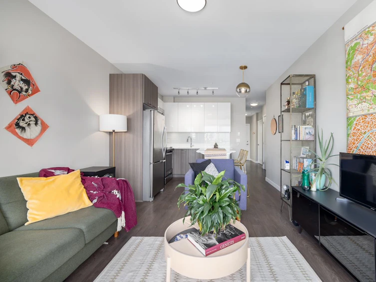205-6555 Victoria Drive, Vancouver, BC, V5P 3X8 - 4