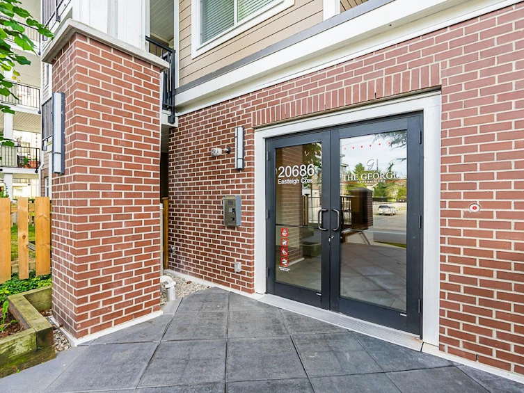 402-20686 Eastleigh Crescent, Langley, BC, V3A 0M4 - 3