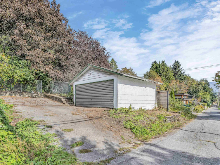 957 Shavington Street, North Vancouver, BC, V7L 1K6 - 36
