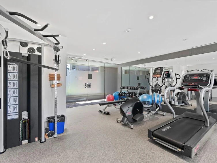 203-1055 Ridgewood Drive, North Vancouver, BC, V7R 0A6 - 34