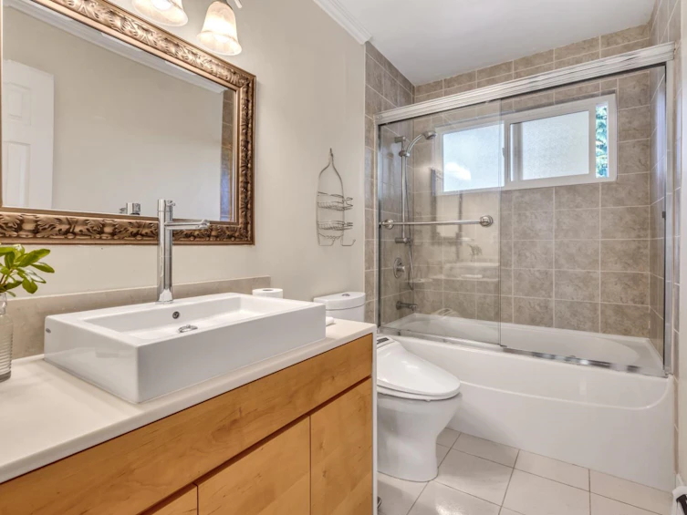 1950 W 36th Avenue, Vancouver, BC, V6M 1K8 - 25