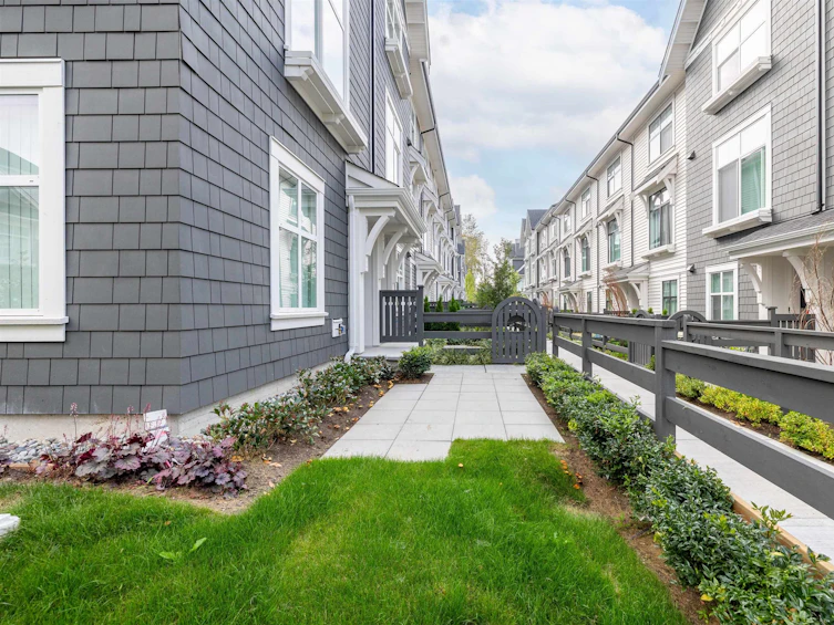 84-14151 58a, Surrey, BC, V3X 0L1 - 16
