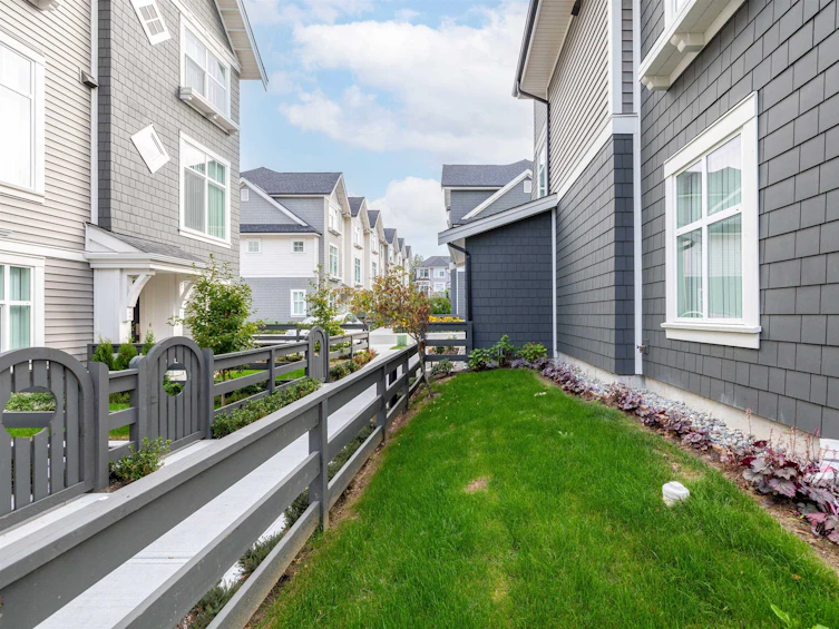 84-14151 58a, Surrey, BC, V3X 0L1 - 17