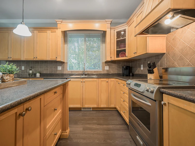 9073 216a Street, Langley, BC, V1M 4C9 - 7