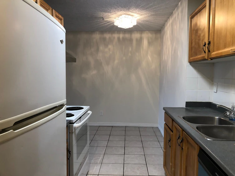 217-8591 Westminster Highway, Richmond, BC, V6X 3E2 - 4