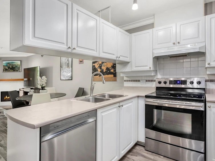 310-1035 Auckland Street, New Westminster, BC, V3M 1K9 - 7
