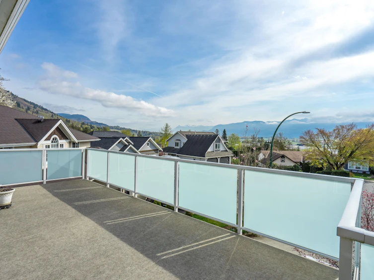 2245 Foothills Court, Abbotsford, BC, V3G 1E1 - 21