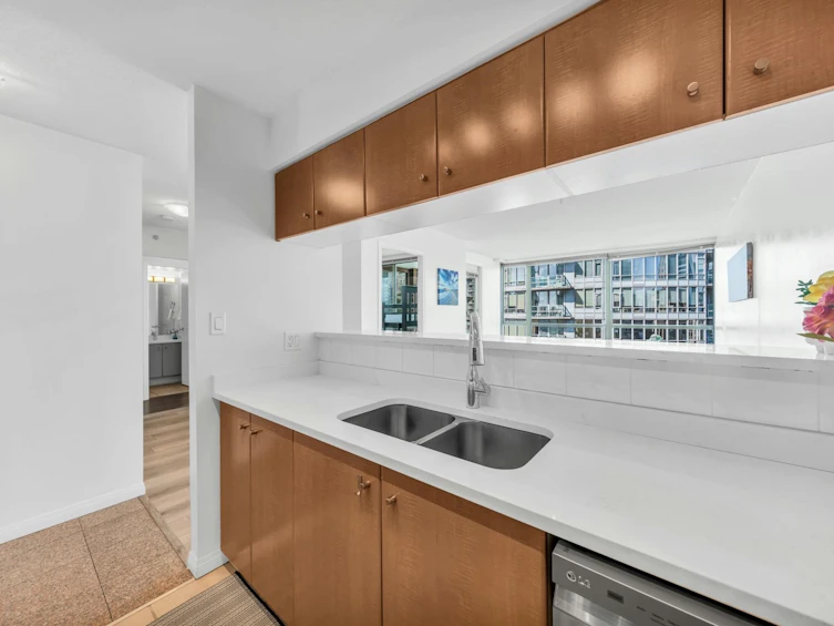 1202-822 Homer Street, Vancouver, BC, V6B 6M3 - 5