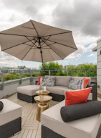 5033 Cambie Street 603