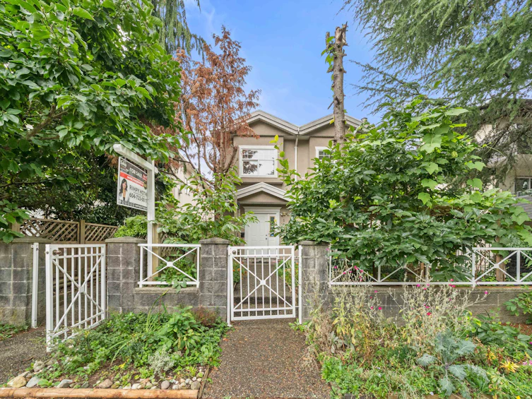 1430 E 8th Avenue, Vancouver, BC, V5N 1T4