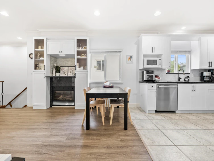 1430 E 8th Avenue, Vancouver, BC, V5N 1T4 - 4