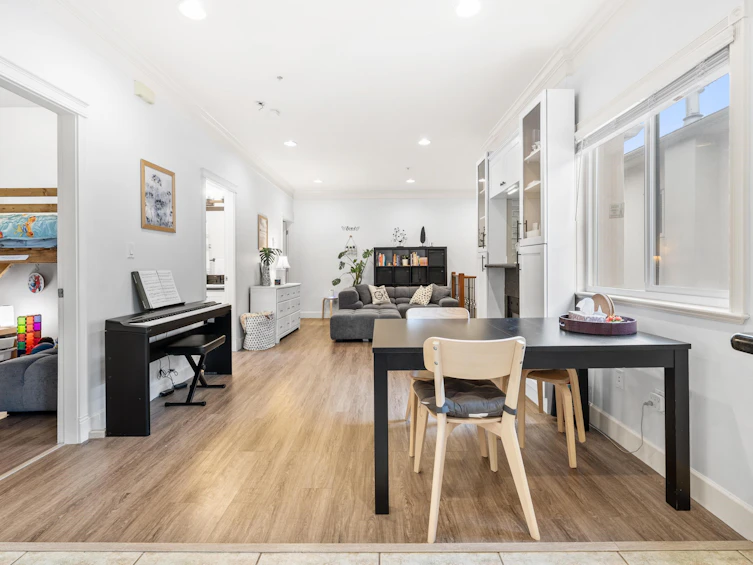 1430 E 8th Avenue, Vancouver, BC, V5N 1T4 - 6