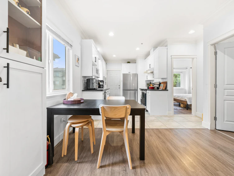 1430 E 8th Avenue, Vancouver, BC, V5N 1T4 - 13