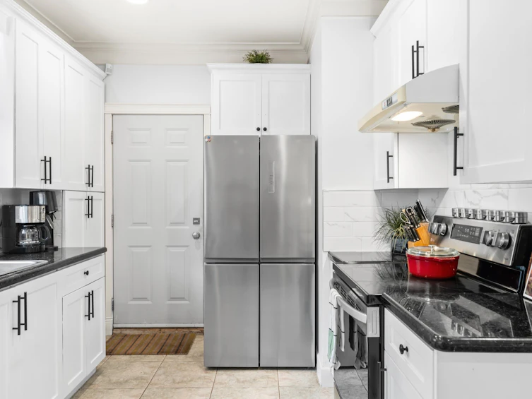 1430 E 8th Avenue, Vancouver, BC, V5N 1T4 - 15