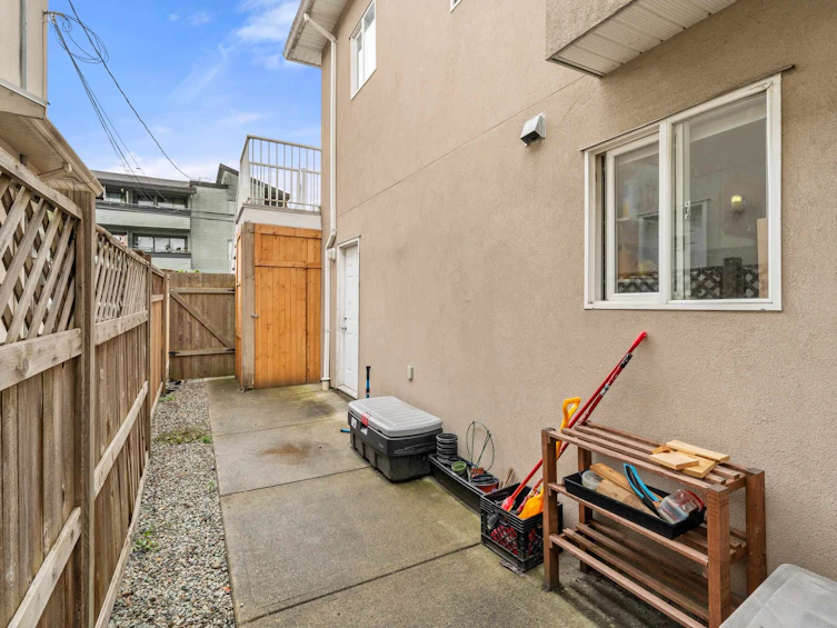 1430 E 8th Avenue, Vancouver, BC, V5N 1T4 - 35
