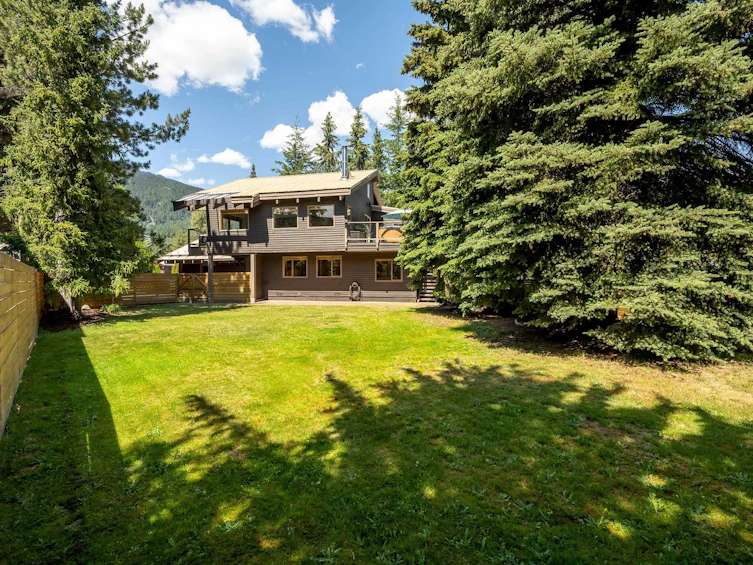 6444 Toad Hollow, Whistler, BC, V8E 0C5 - 24