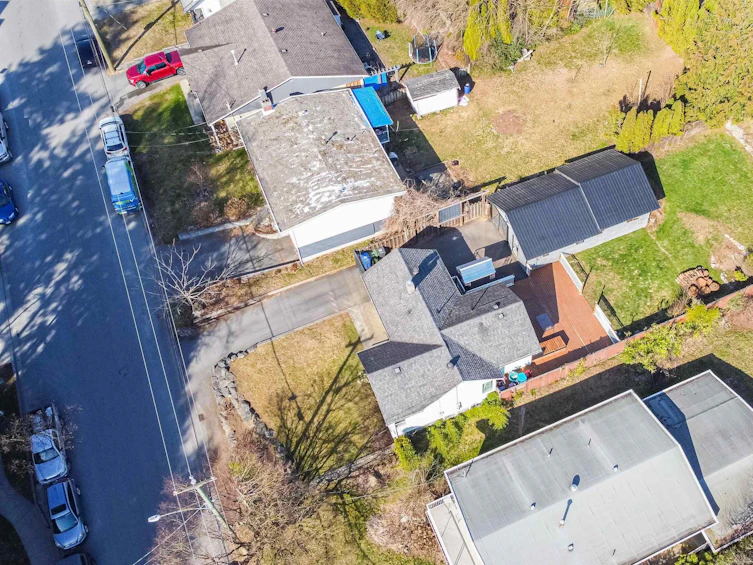 2544 Campbell Avenue, Abbotsford, BC, V2S 4A4 - 32