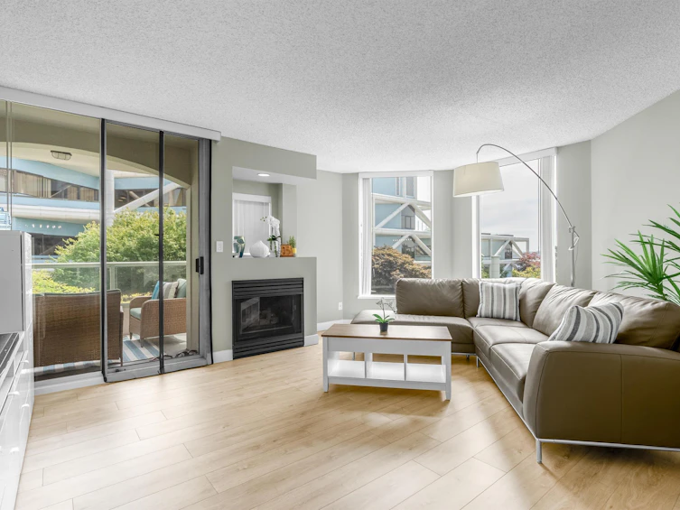 304-168 Chadwick Court, North Vancouver, BC, V7M 3L4 - 5