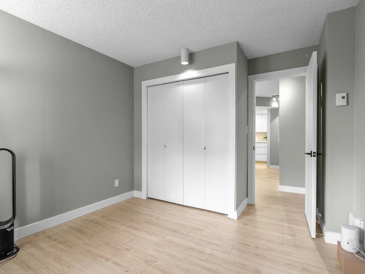 304-168 Chadwick Court, North Vancouver, BC, V7M 3L4 - 16