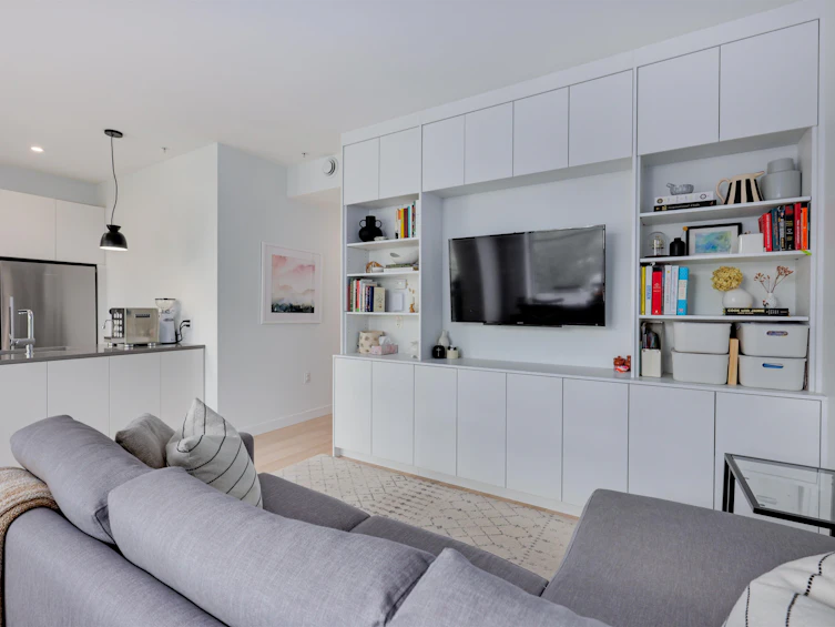 204-108 E 35th Avenue, Vancouver, BC, V5W 1A6 - 2