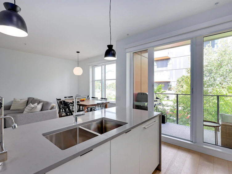 204-108 E 35th Avenue, Vancouver, BC, V5W 1A6 - 9