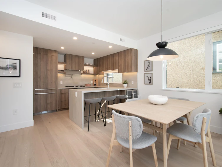 754 W 26th Avenue, Vancouver, BC, V5Z 2E8 - 8