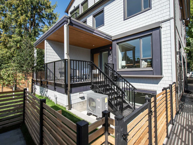 754 W 26th Avenue, Vancouver, BC, V5Z 2E8 - 29