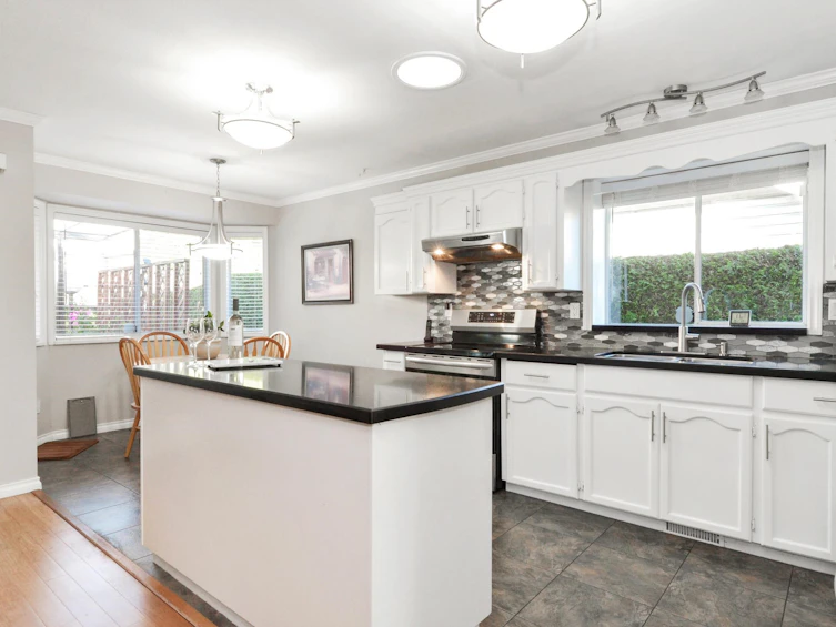 19103 Sundale Close, Surrey, BC, V3S 7M6 - 12