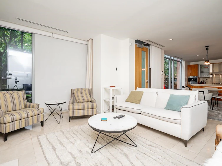 1163 W Cordova Street, Vancouver, BC, V6C 0A1 - 3