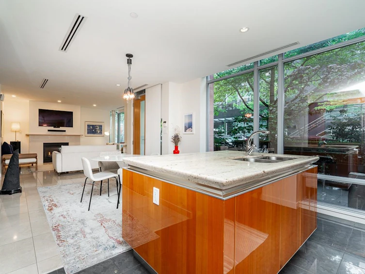 1163 W Cordova Street, Vancouver, BC, V6C 0A1 - 10