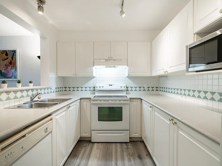 109-15268 105 Avenue, Surrey, BC, V3R 0W8 - 6