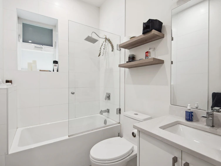 521 Union Street, Vancouver, BC, V6A 2B7 - 28