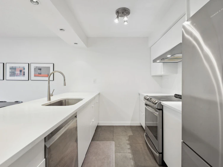 206-1977 Stephens Street, Vancouver, BC, V6K 4M7 - 8