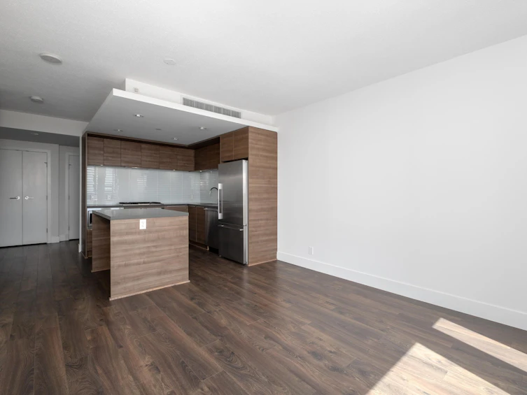 2105-1550 Fern Street, North Vancouver, BC, V7J 0A9 - 9