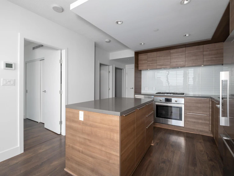 2105-1550 Fern Street, North Vancouver, BC, V7J 0A9 - 14