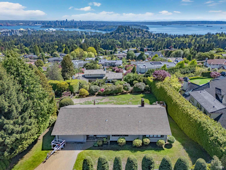 820 Knockmaroon Road, West Vancouver, BC, V7S 1R6