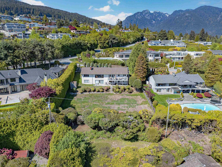 820 Knockmaroon Road, West Vancouver, BC, V7S 1R6 - 24