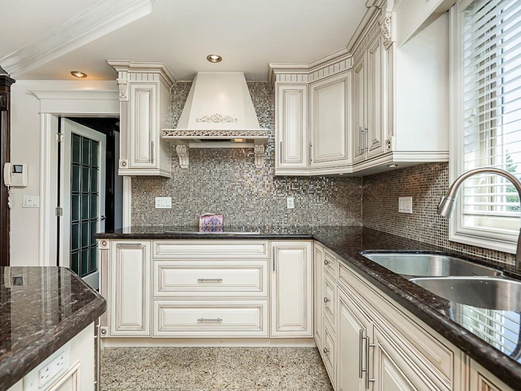 7778 Nursery Street, Burnaby, BC, V5E 2B4 - 14